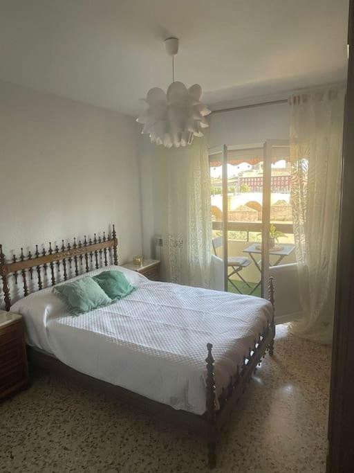 Apartamento Con Vistas Al Pilar Con Aparcamiento Privado Zaragoza Kültér fotó
