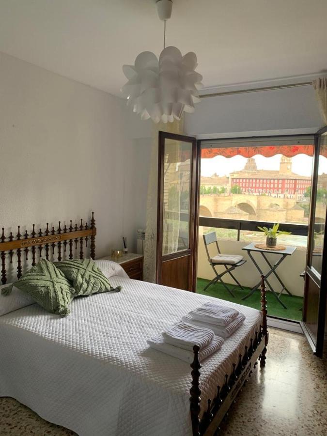 Apartamento Con Vistas Al Pilar Con Aparcamiento Privado Zaragoza Kültér fotó