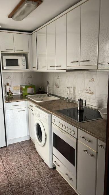 Apartamento Con Vistas Al Pilar Con Aparcamiento Privado Zaragoza Kültér fotó